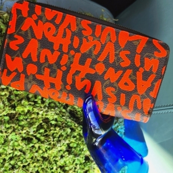 LOUIS VUITTON x STEPHEN SPROUSE Grafitti Zippy Zip Ltd Ed Hand Carry Wallet NWOT - Picture 4 of 16